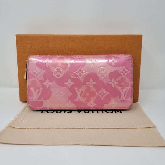 LOUIS VUITTON Vernis Enamel Patent Leather Zippy Long Wallet - Picture 3 of 10